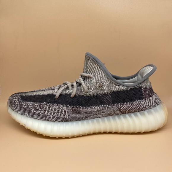 Yeezy 350 V2 “Zyon” size 9